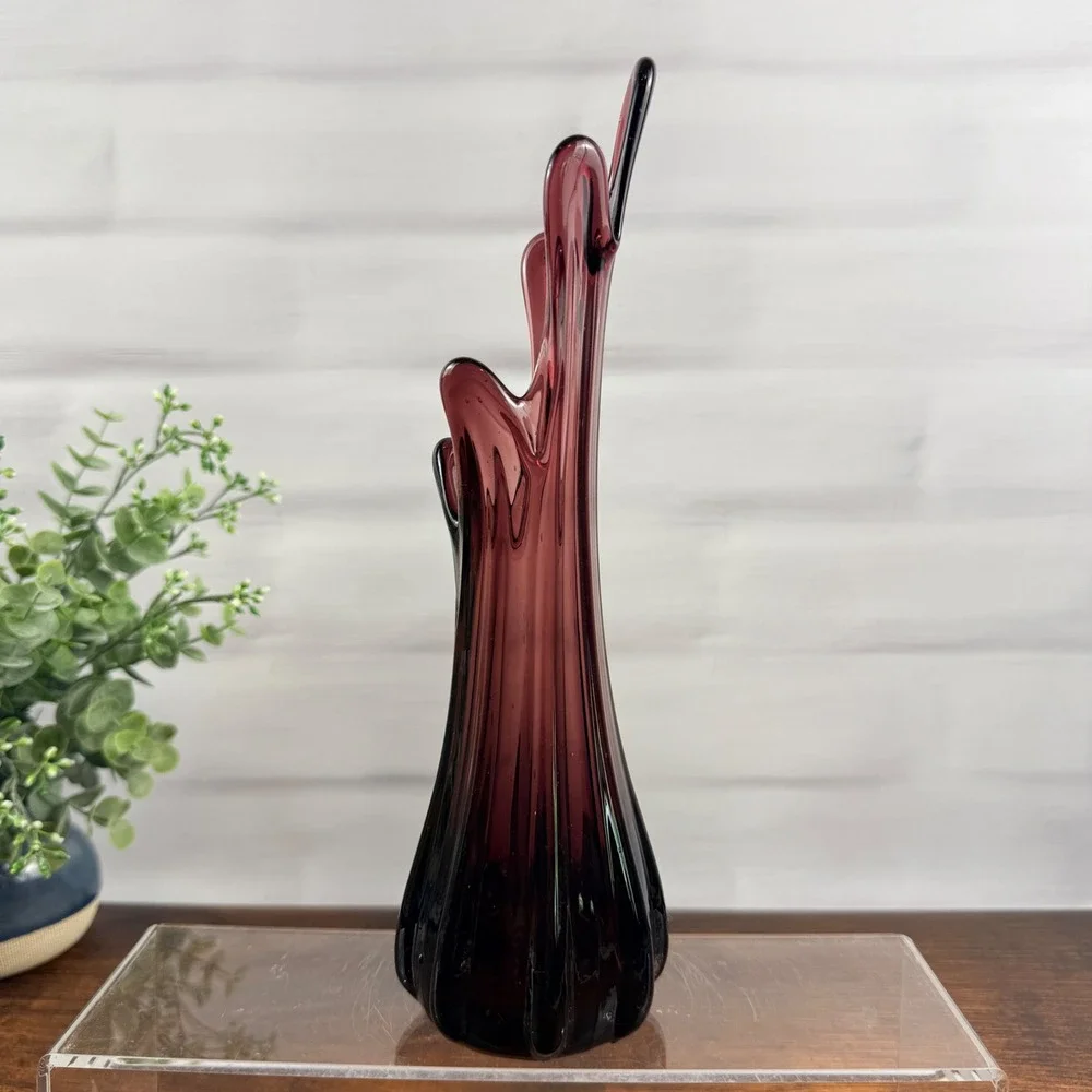 Amethyst Purple Swung Art Glass Vase Vintage Ribbed 10